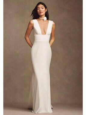 Wtoo by Watters Chloe Plus Size Wedding Dress 26W Ivory Deep V Train Gown